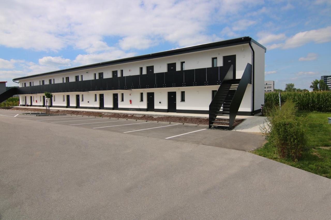 Kam Hotel By Wmm Hotels Stetten  Екстер'єр фото